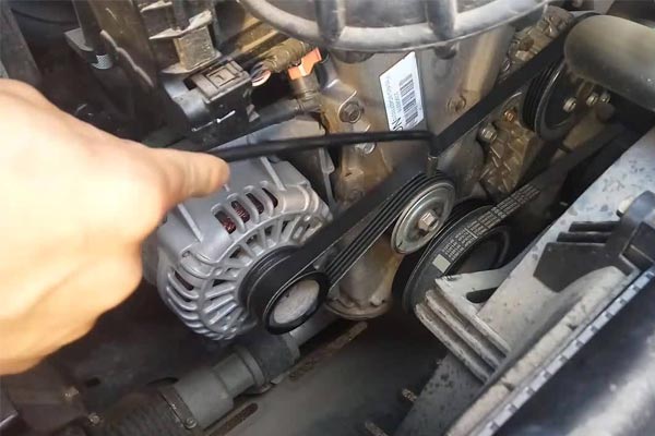 铁西转速传感器的工作原理是什么？